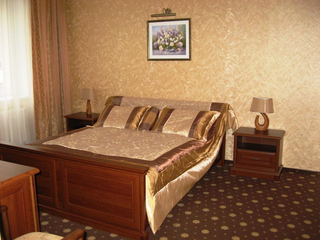 Shato Paradis Hotel Ирпень Номер фото